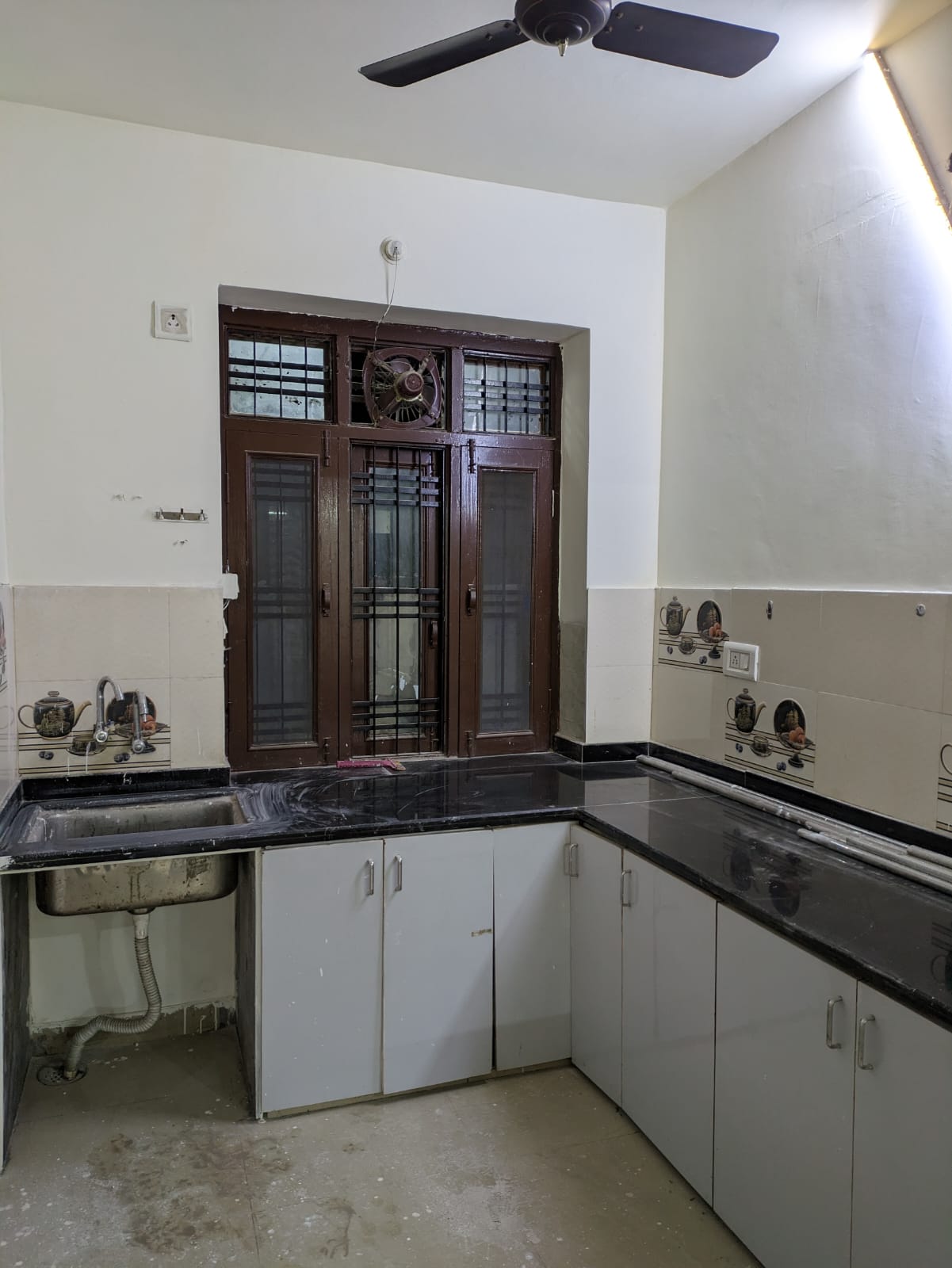 Spacious 2BHK Flat for Rent near Patel Marg, Madhyam Marg, Mansarovar Plaza, Jaipur-Mansarover-Jaipur